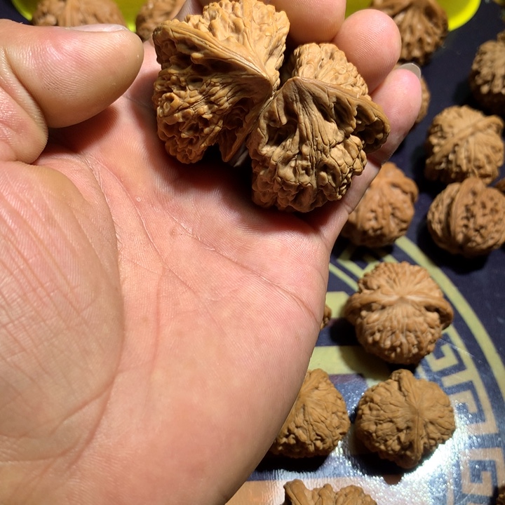 糖***猫吊坠文玩核桃半壁