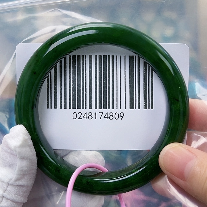 和田玉未镶嵌手镯微瑕5859