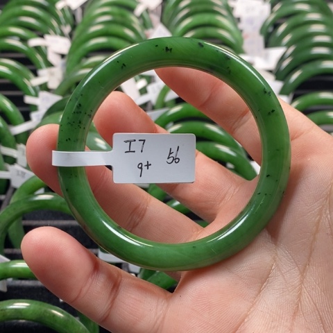 和田玉（碧玉）手镯未镶嵌