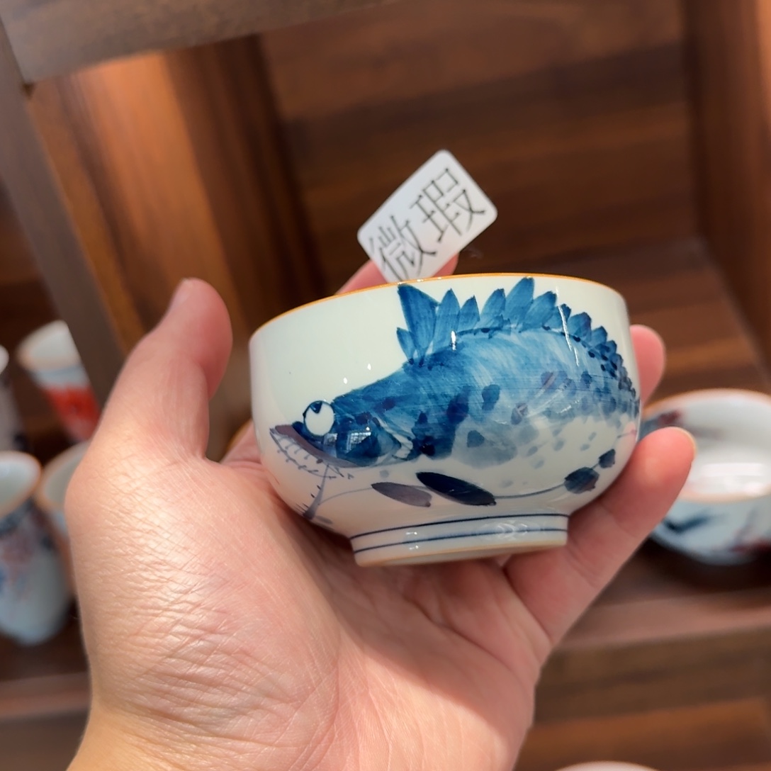 釉下手绘茶具微瑕