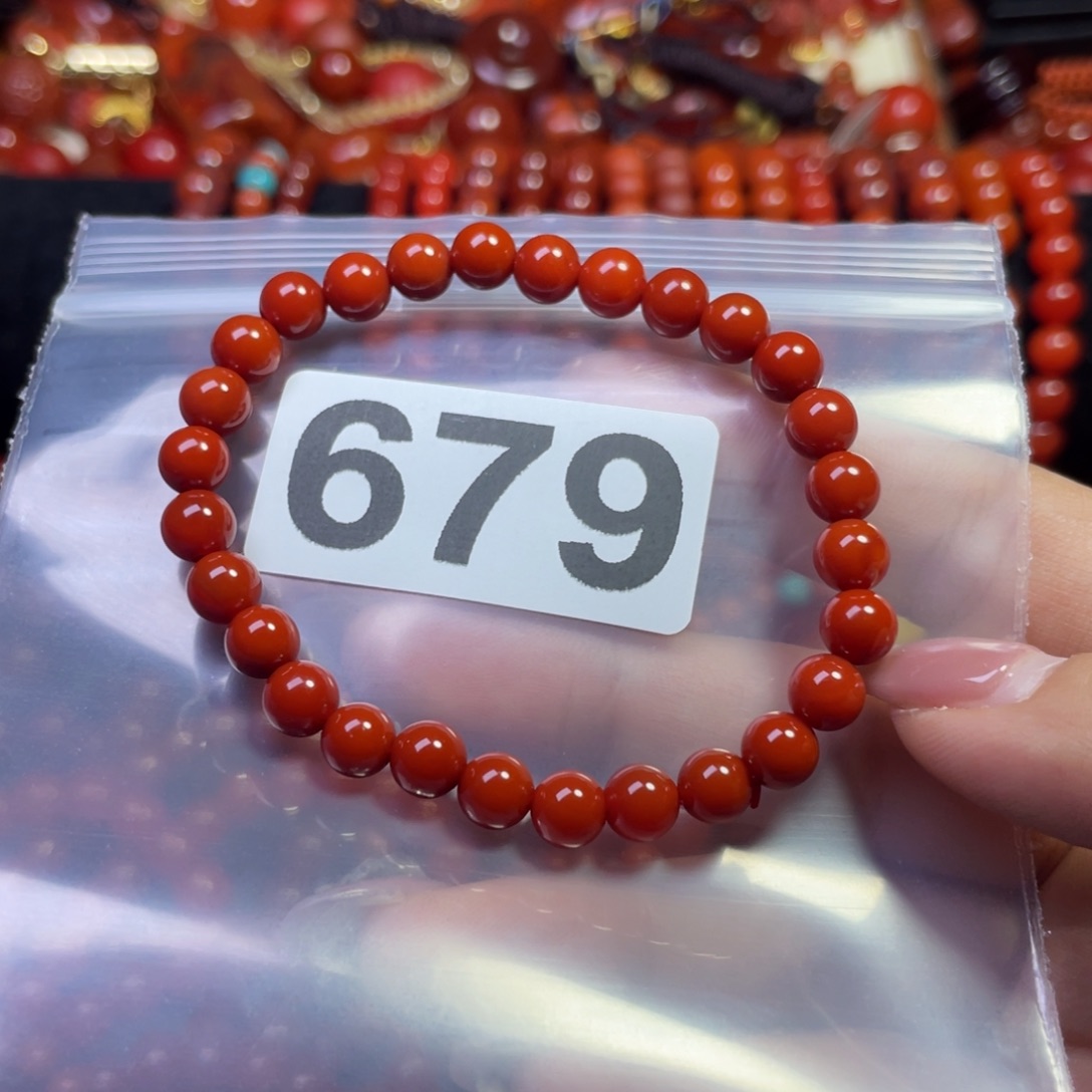 南红玛瑙手链未镶嵌天****哥