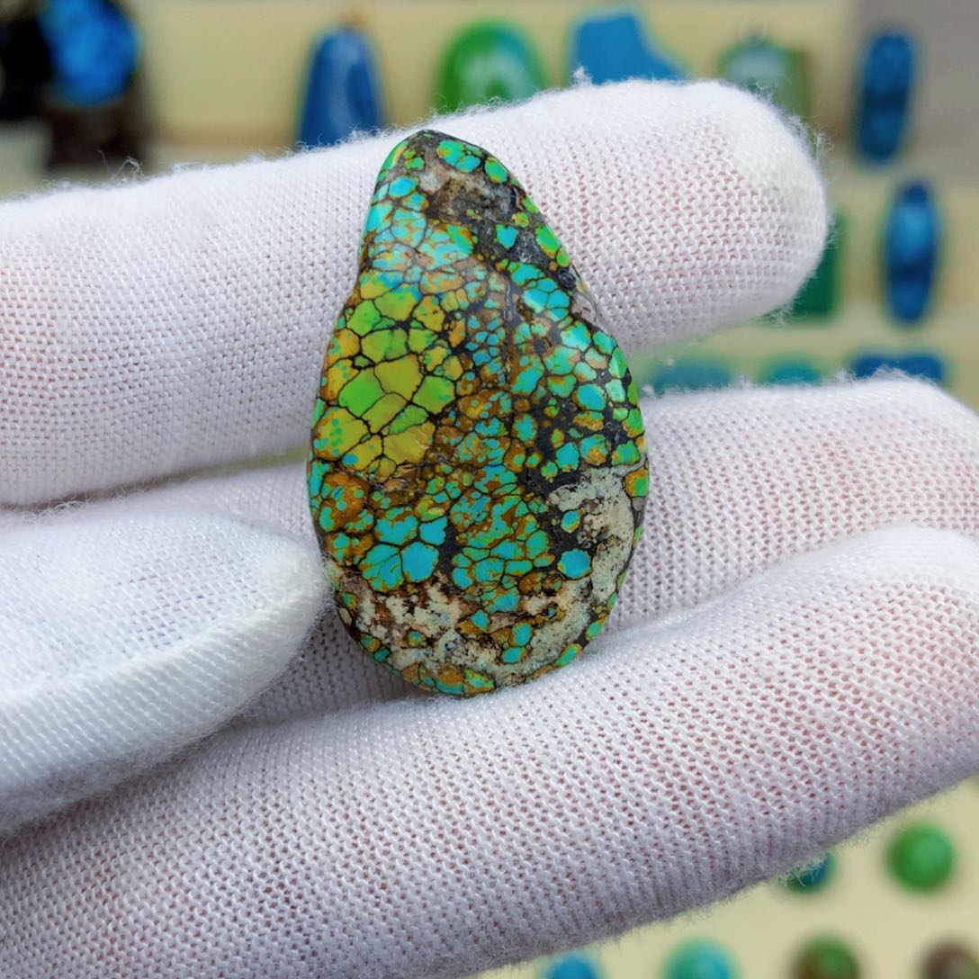 绿松石绿松石18K金镶嵌K****瞌