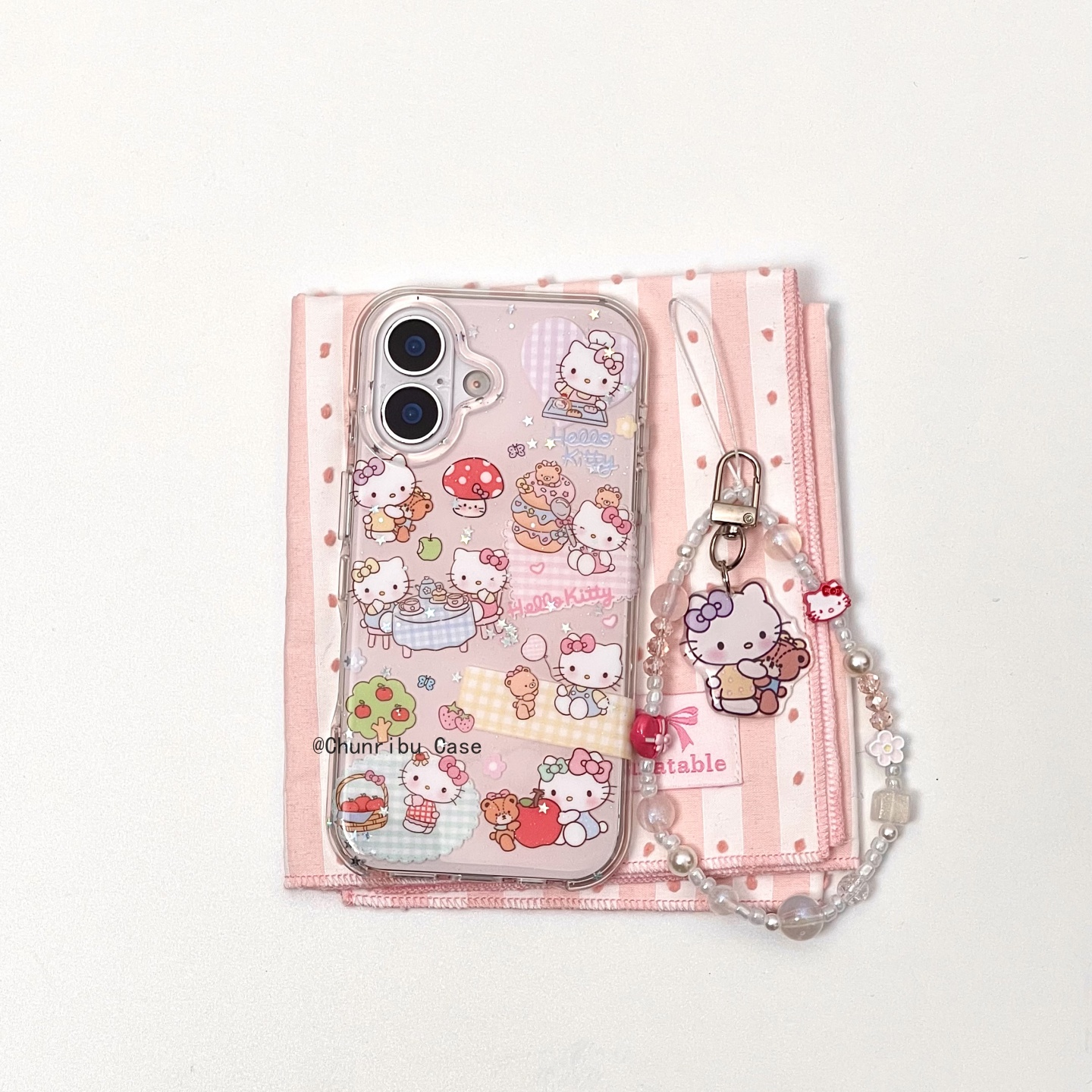格纹拼接hellokitty适用苹果16promax手机壳自带ai按键15/14/13