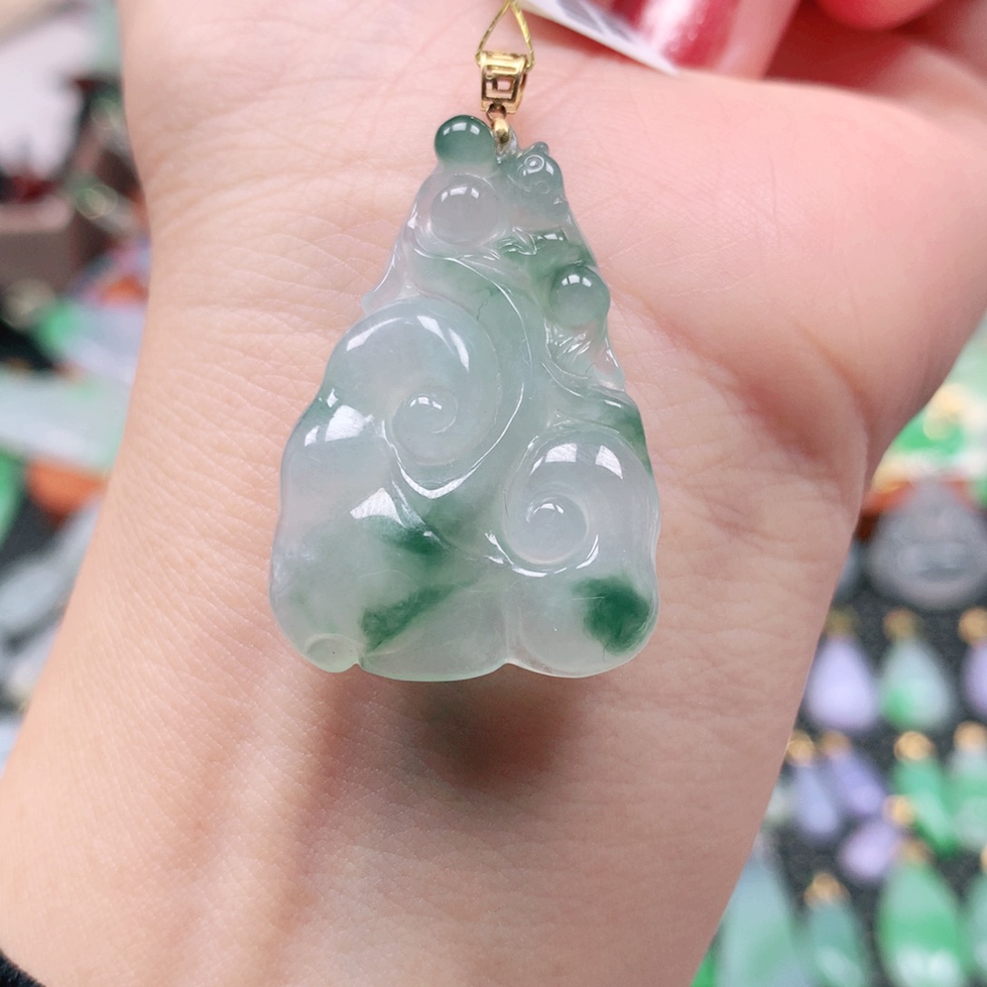 吊坠(不含链)18K金镶嵌翡翠