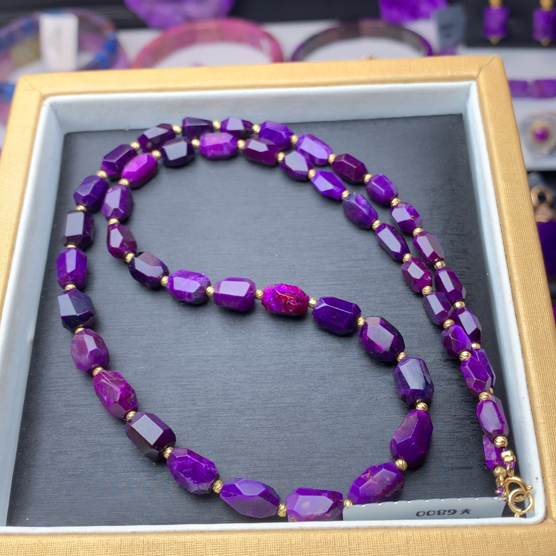 苏纪石（舒俱来）项链18K金镶嵌