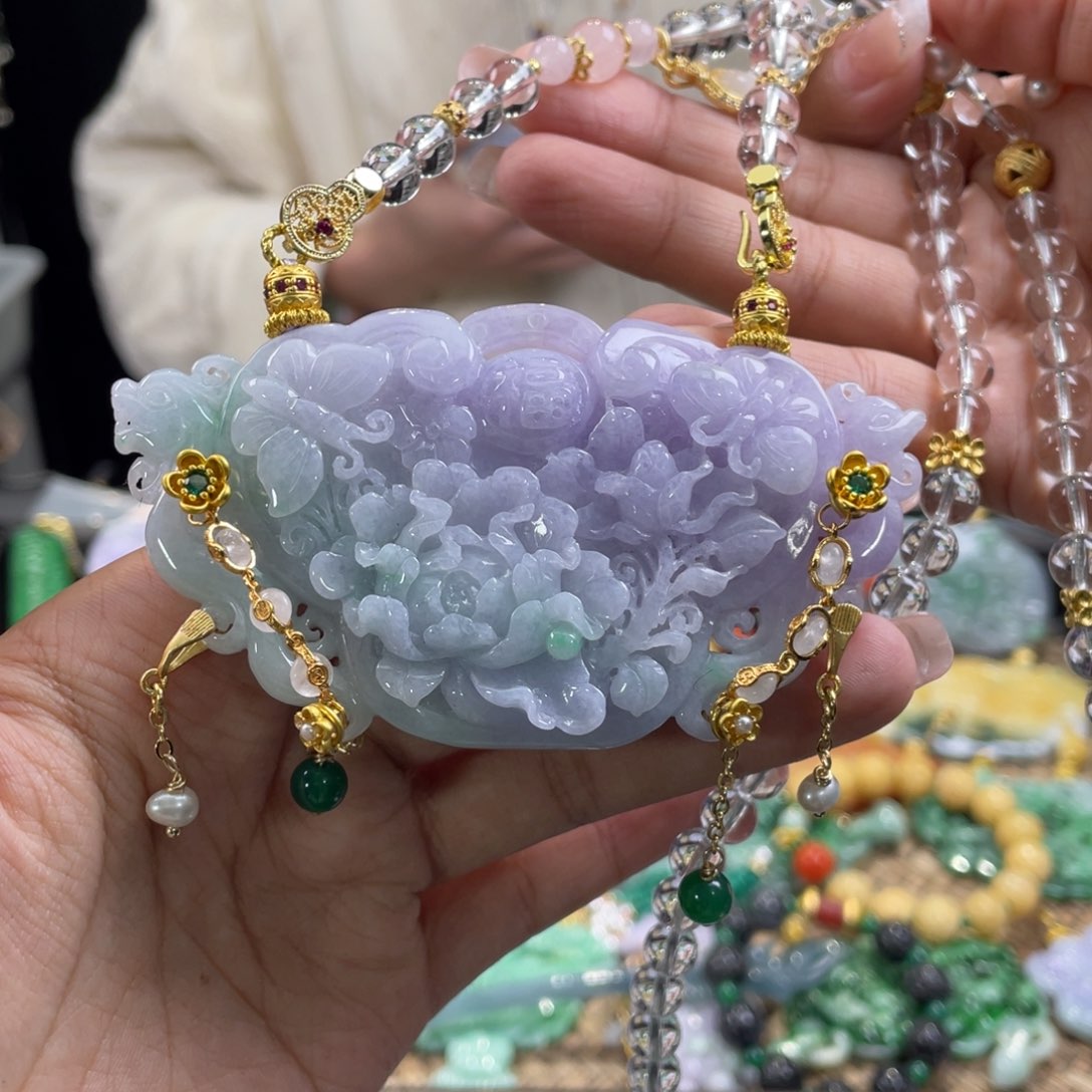 翡翠颈饰未镶嵌代编织