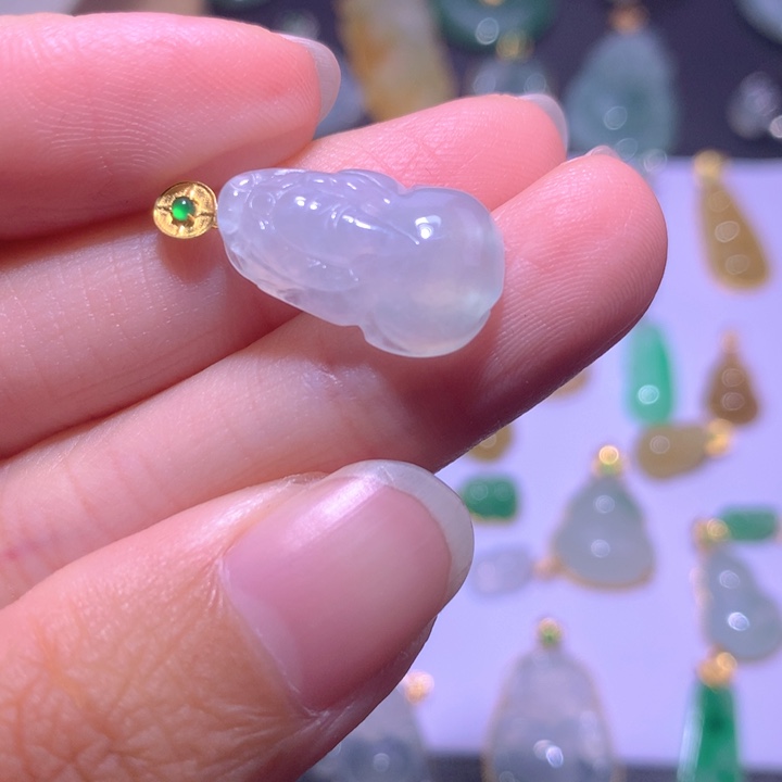 颈饰18K金镶嵌翡翠翡翠