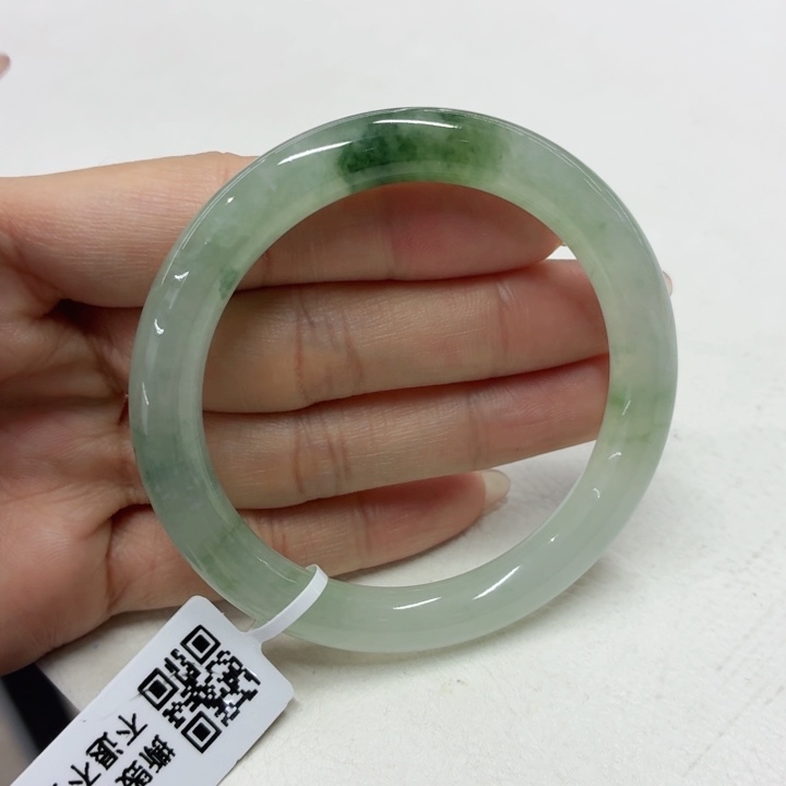翡翠未镶嵌手镯53.1冰胶绿花圆条