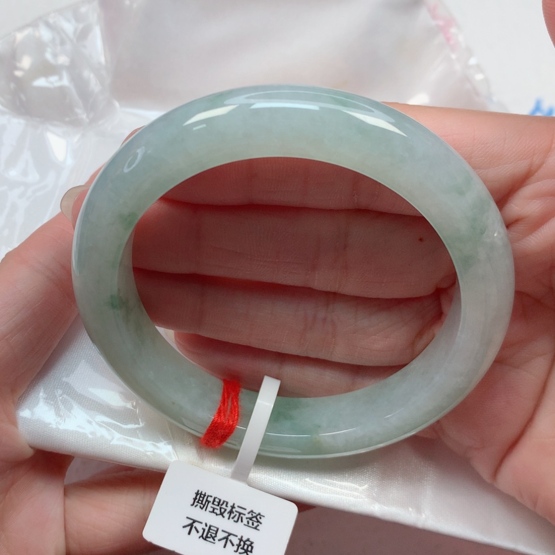 翡翠手镯未镶嵌55.6圈 福利放漏