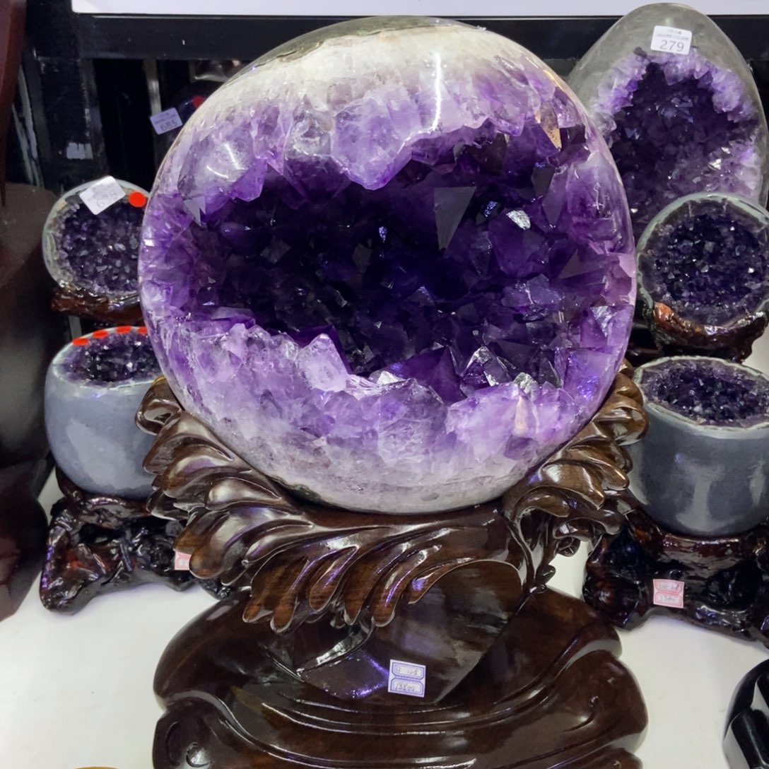 紫晶未镶嵌大型摆件（非配饰）潘