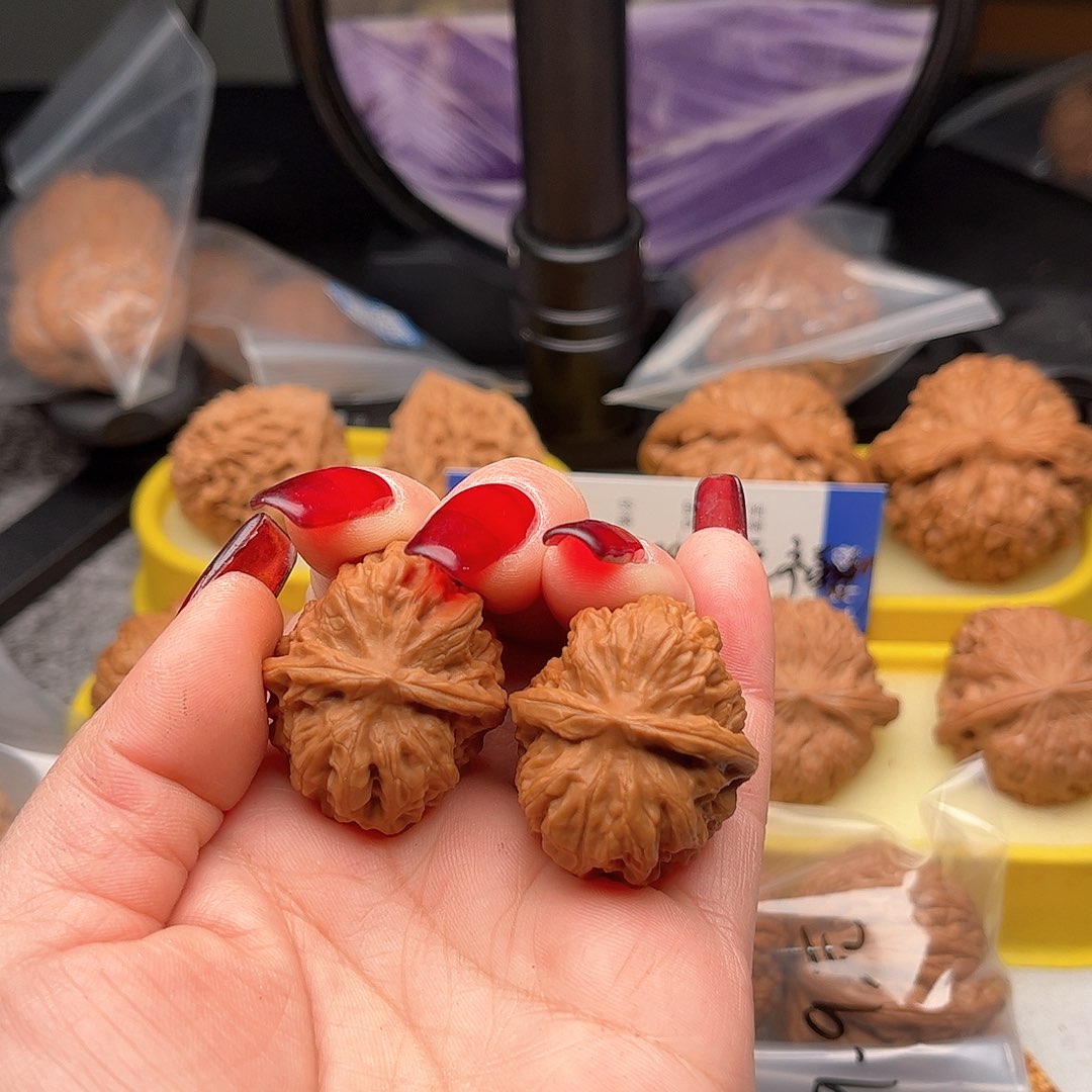 文玩核桃把件门头沟元宝全品34