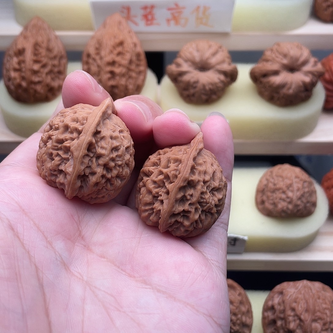 吊坠文玩核桃野生狮子30