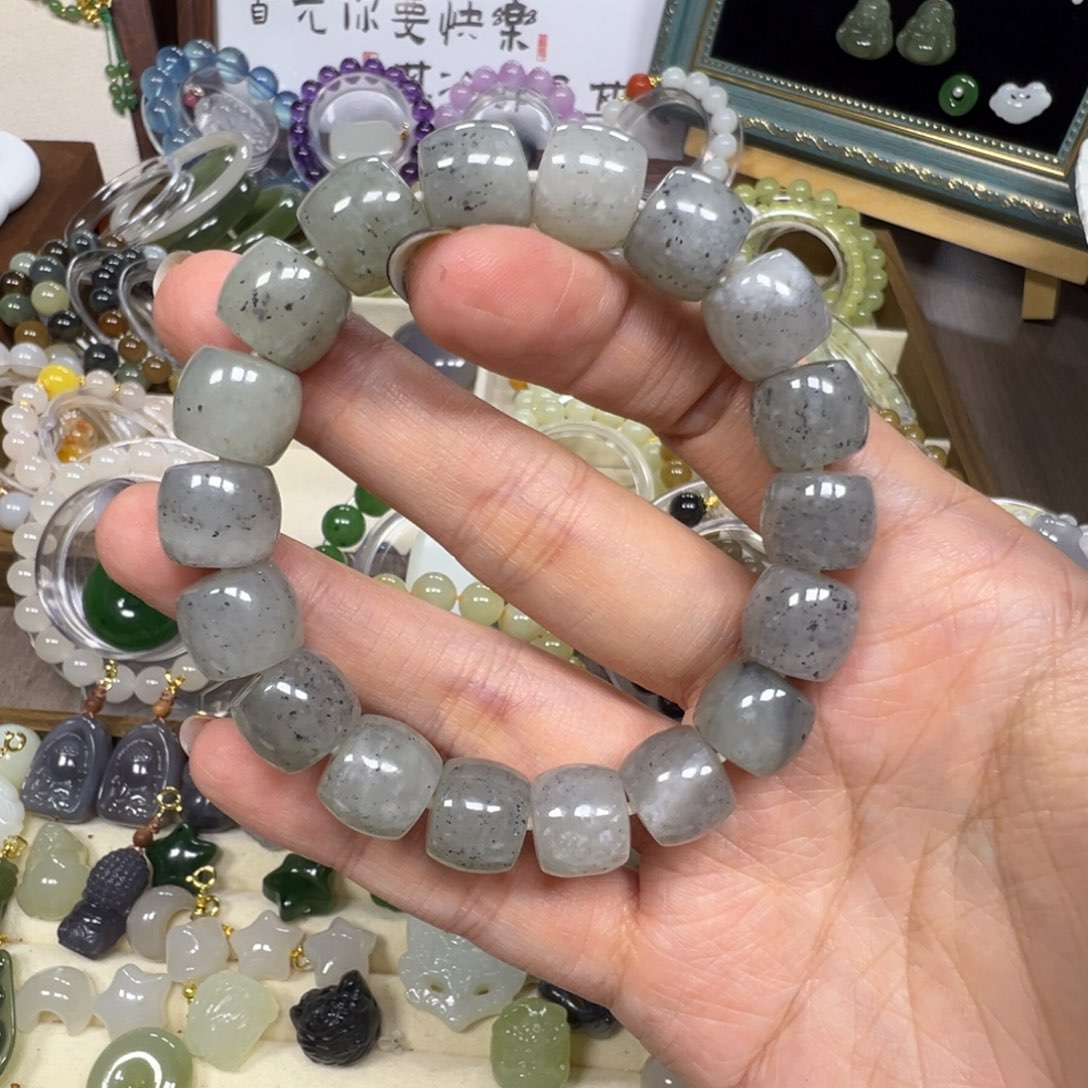 和田玉未镶嵌手链