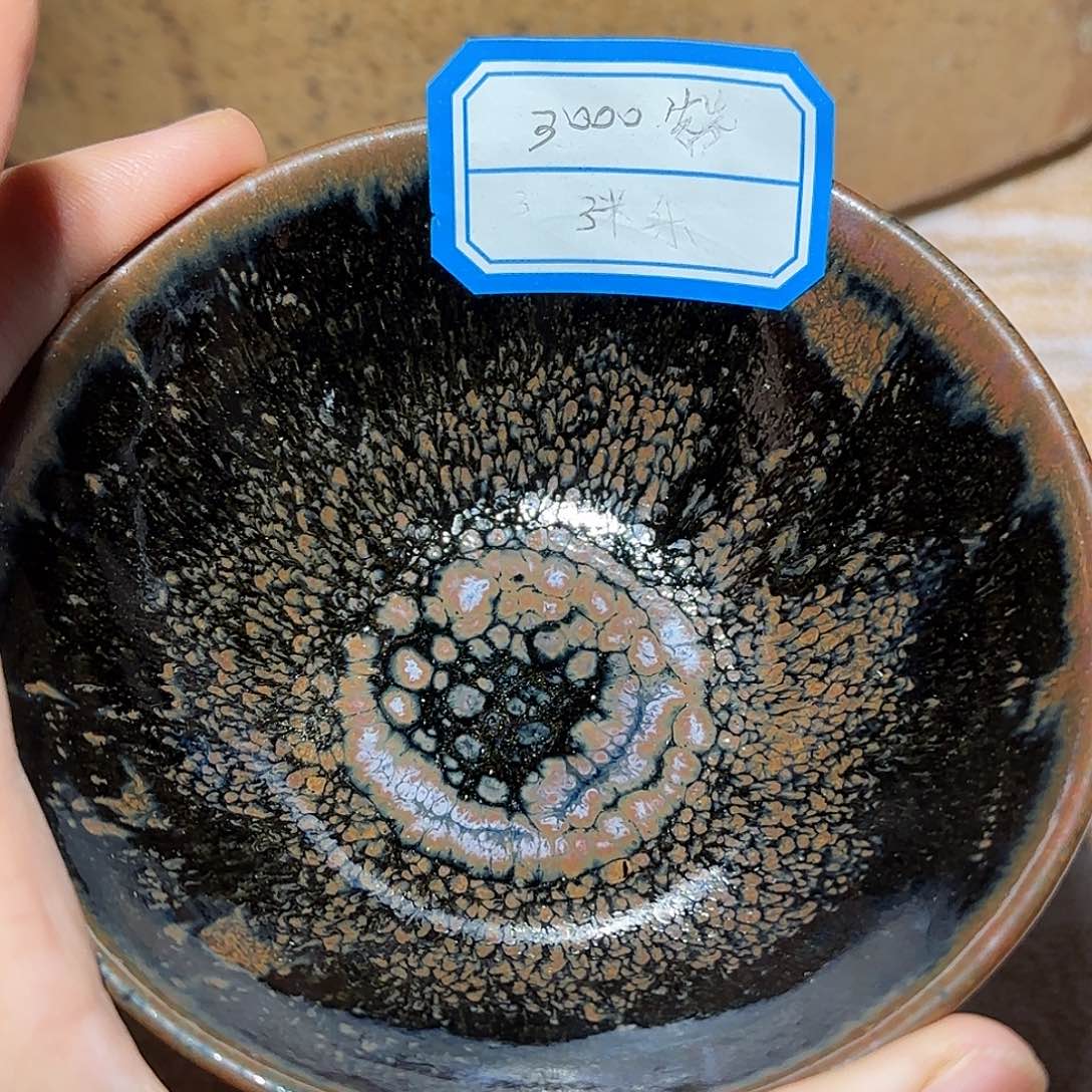 茶盏彩***说一直是在做什么事情吗这不是