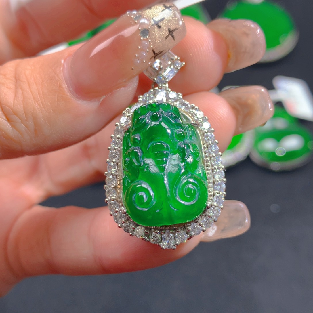 翡翠颈饰银S925镶嵌111111111