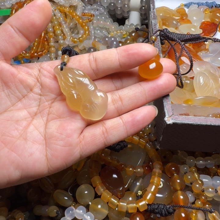 玛瑙/玉髓颈饰未镶嵌锦*576