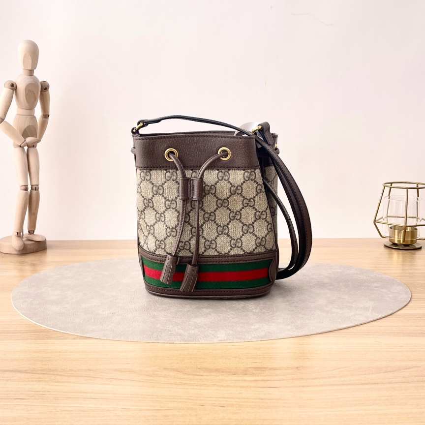 95新 GUCCI/古驰  水桶包/单肩包/9990