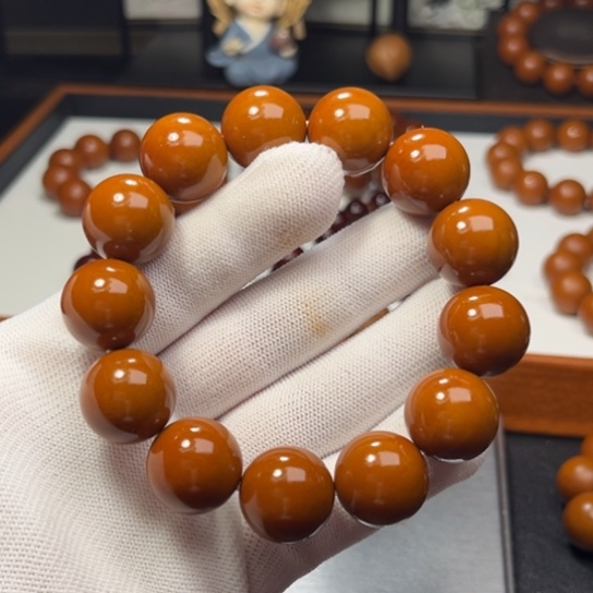 橄榄核吊坠老*1.78树王全品铁核 小孔