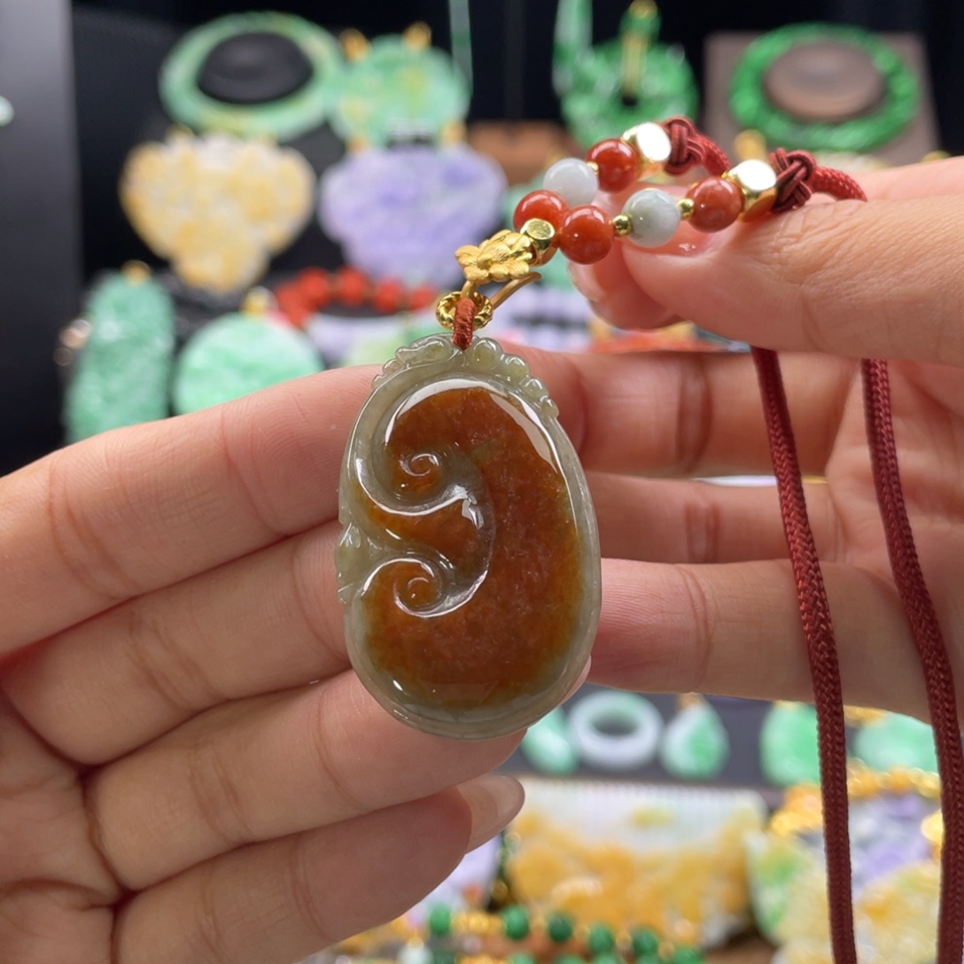 宁***远翡翠未镶嵌颈饰代编织