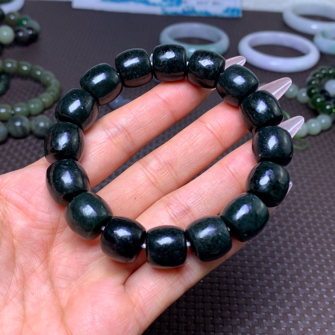 未镶嵌手串和田玉卡14