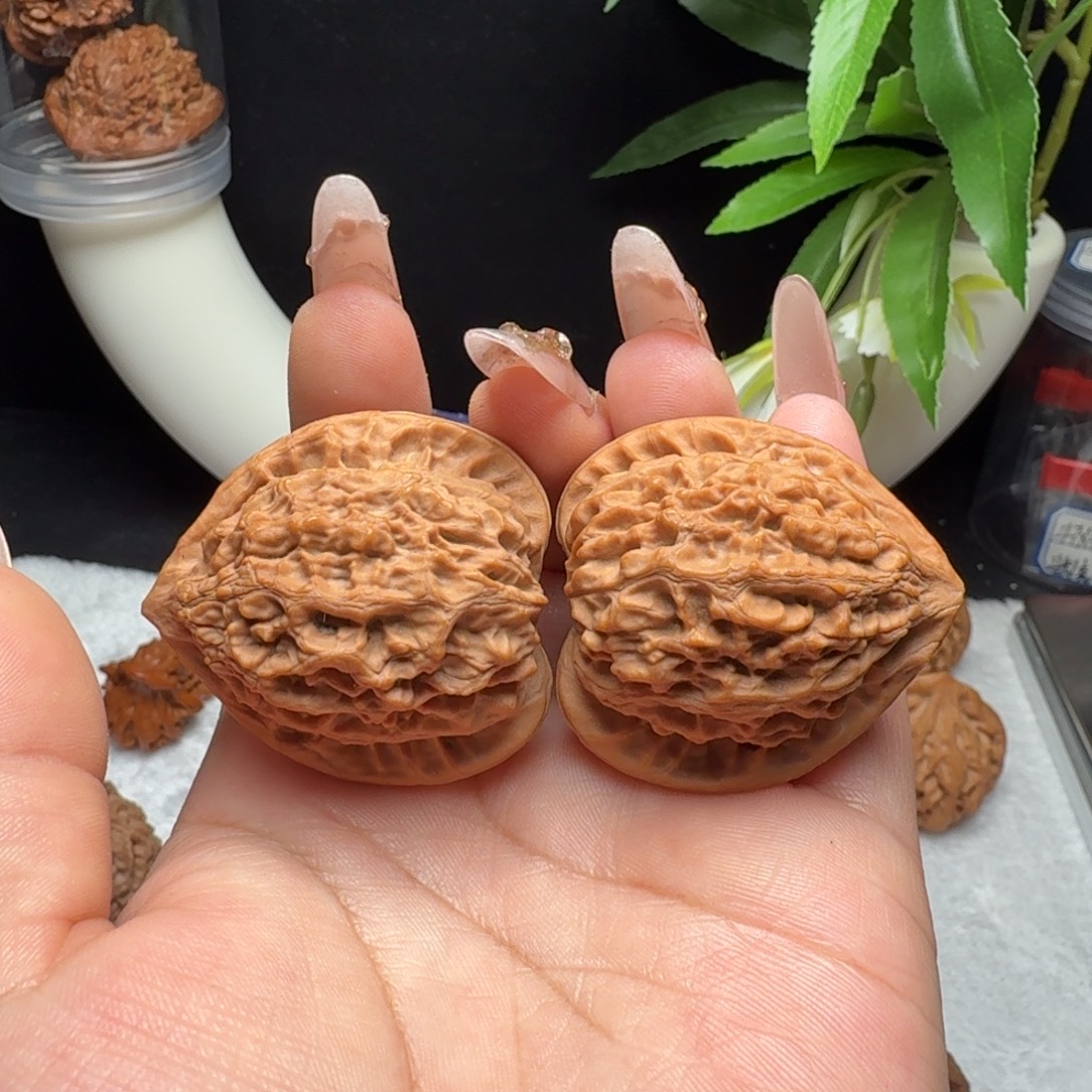 把件文玩核桃38金牛