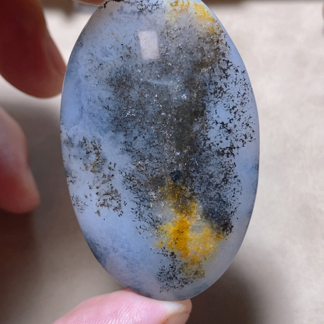 未镶嵌颈饰玛瑙/玉髓青*