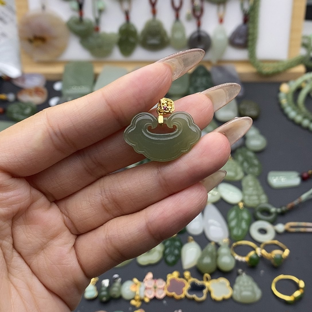 和田玉吊坠(不含链)银S925镶嵌