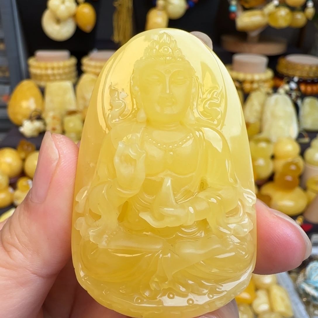 琥珀套链未镶嵌天然俄料鸡油黄蜜蜡观音吊坠