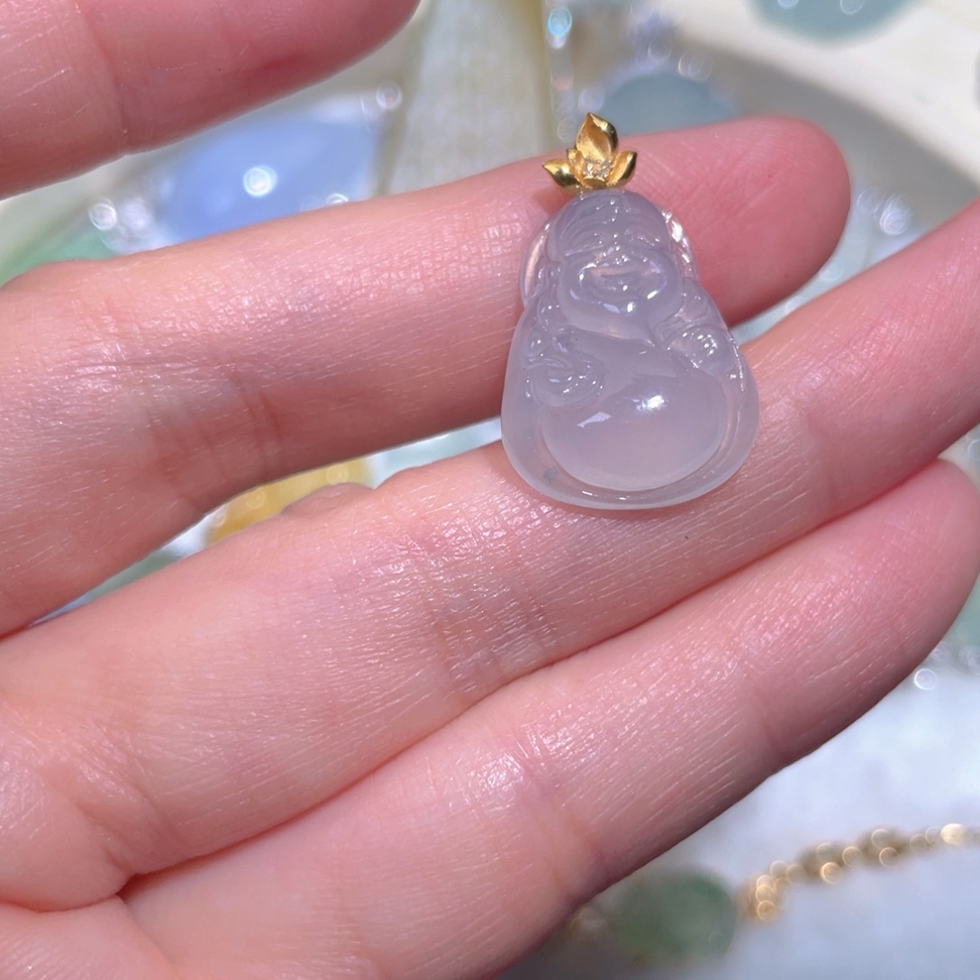 翡翠颈饰18K金镶嵌翡翠