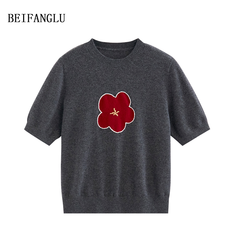 北方鹿 复古通勤100羊毛早春2025气质圆领花朵提花针织短袖女2933