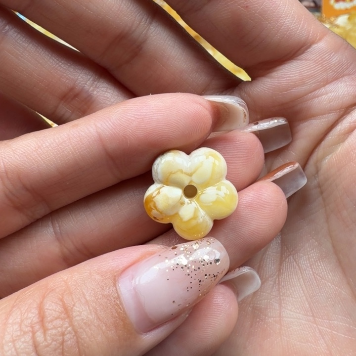 琥珀未镶嵌裸石蜜蜡