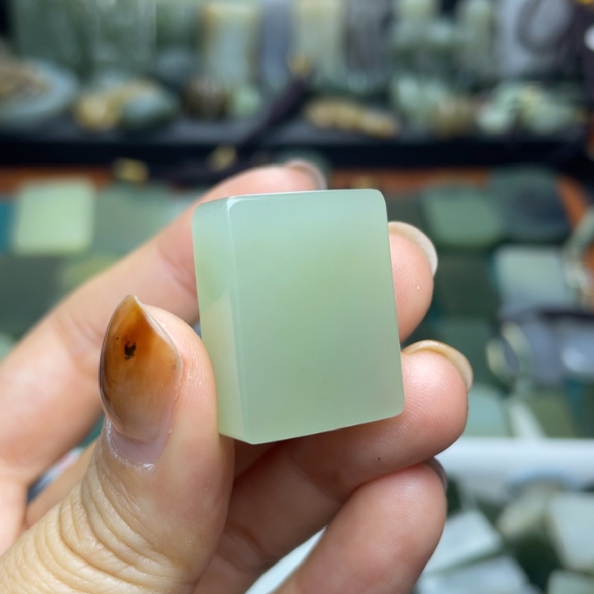 【闪购商品】颈饰未镶嵌和田玉