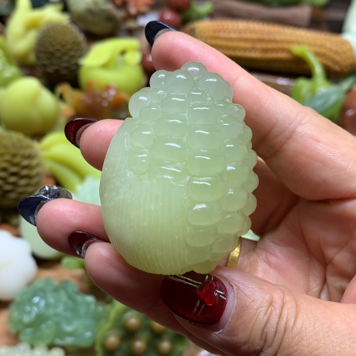 蛇纹石玉手把未镶嵌