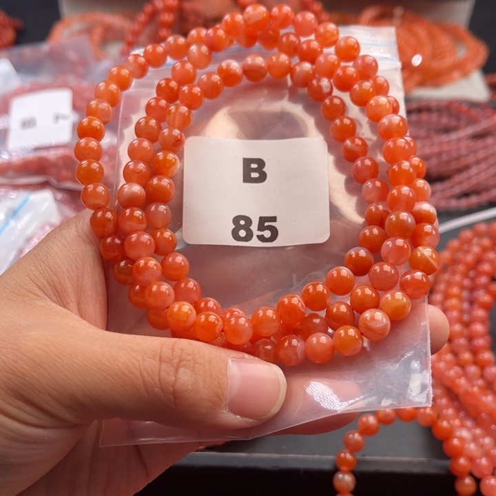 南红玛瑙未镶嵌多样性发货默认微瑕称重7mm