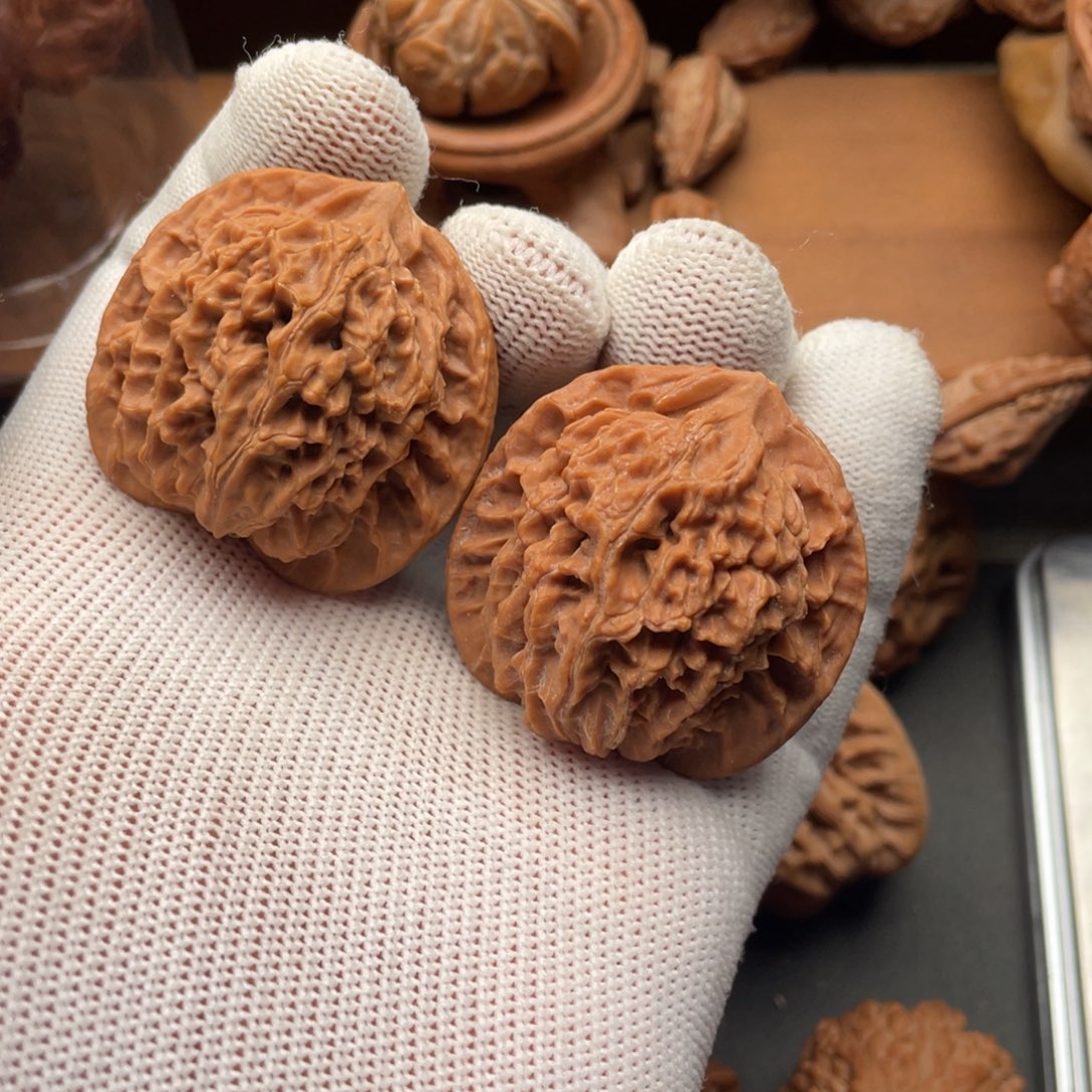 吊坠文玩核桃盘龙纹