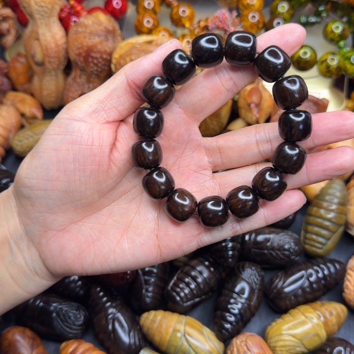 松木琥珀木文玩手串