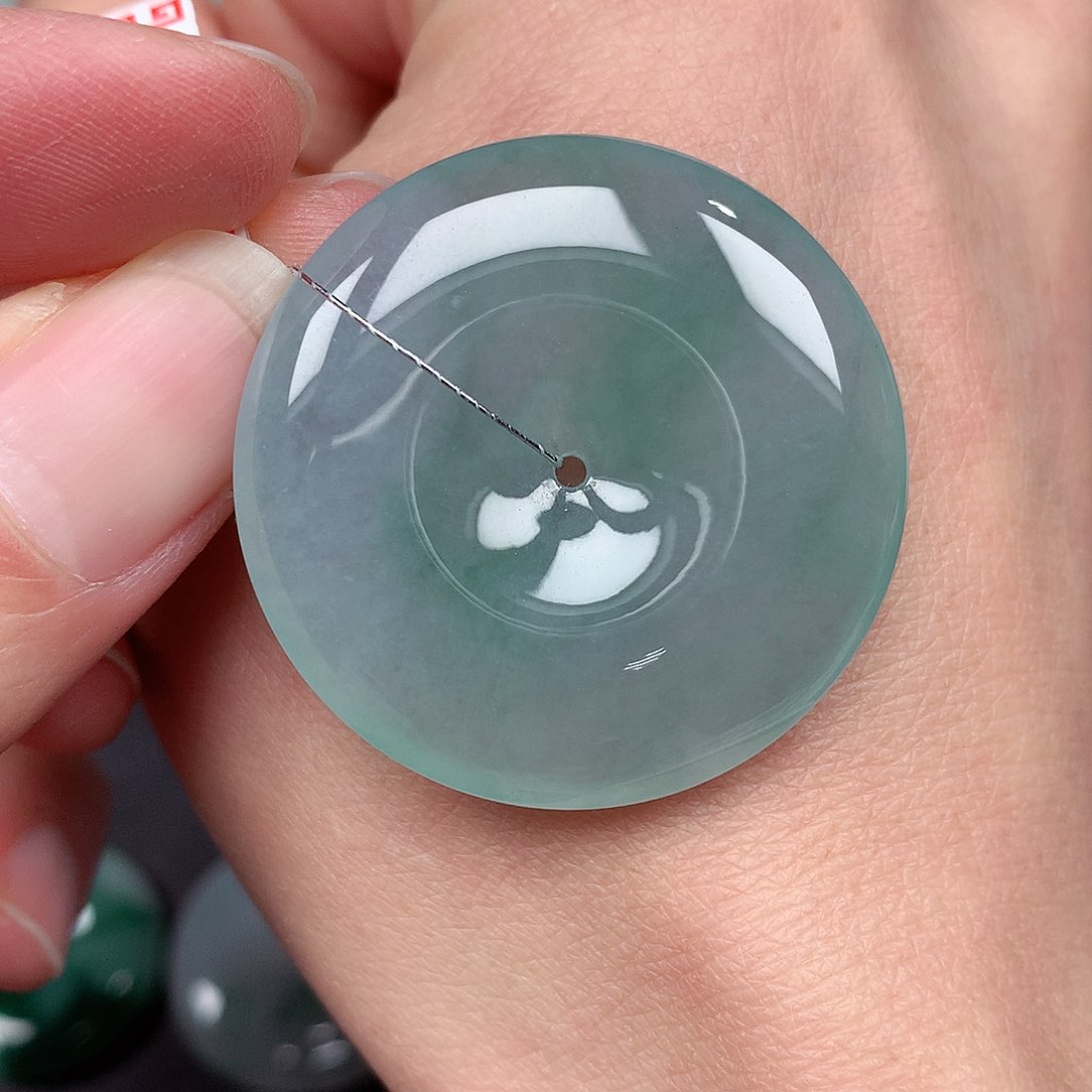 翡翠颈饰未镶嵌平安扣吊坠