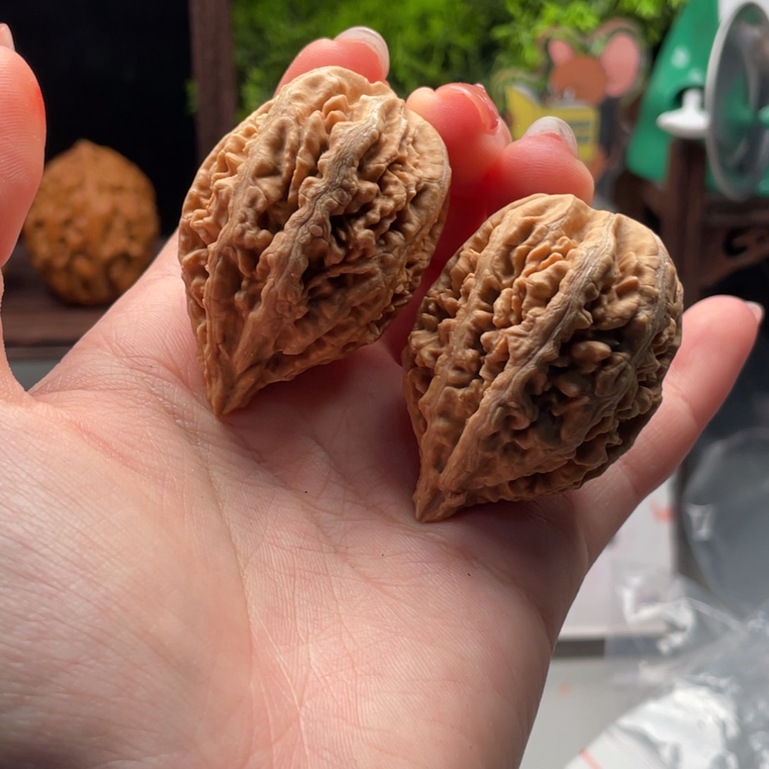 文玩核桃把件小楸千84