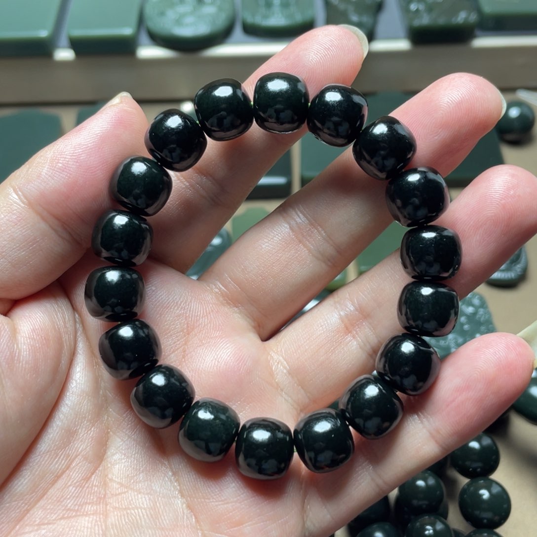 和田玉（青玉）未镶嵌颈饰