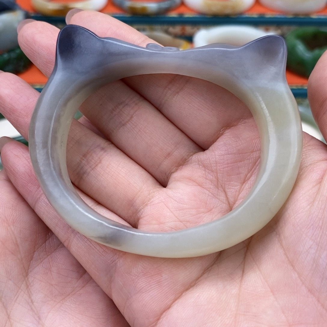 和田玉手镯未镶嵌繁*H