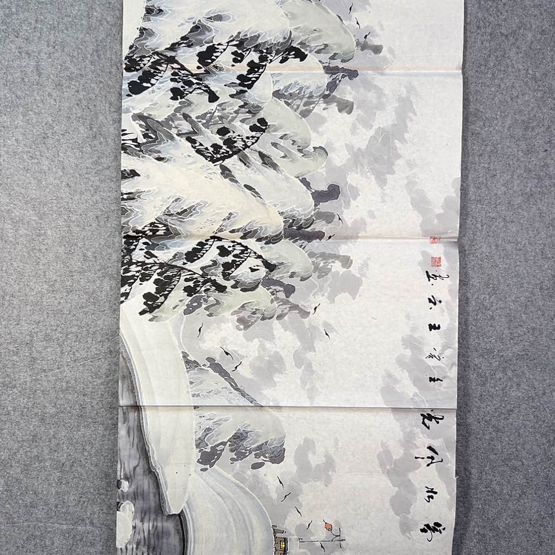 国画682 花鸟在树丛的顶端鸣叫叫声响