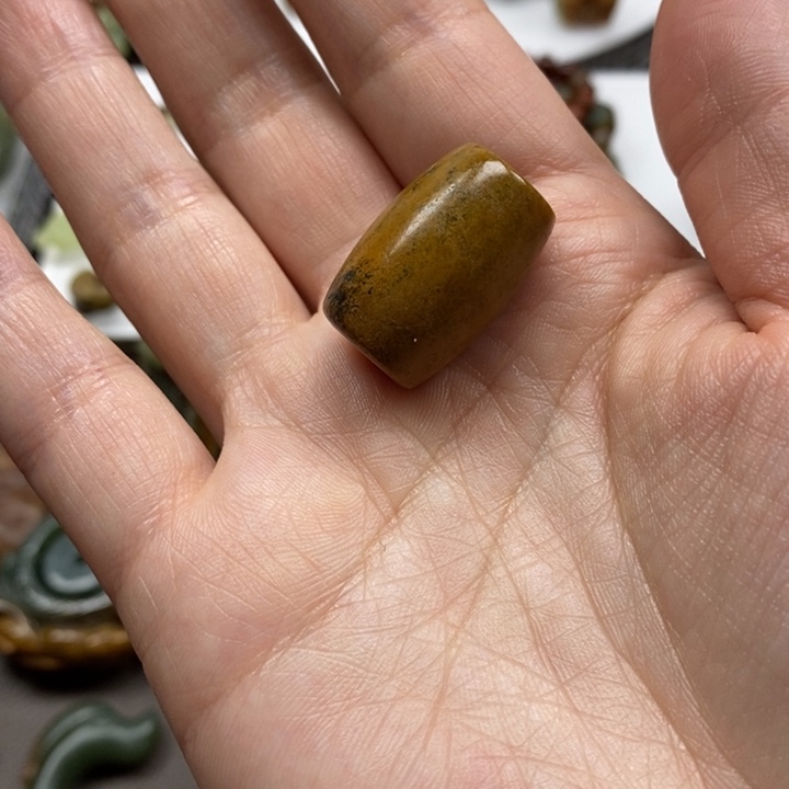 岫岩河磨玉（透闪石质玉）挂坠未镶嵌用****8
