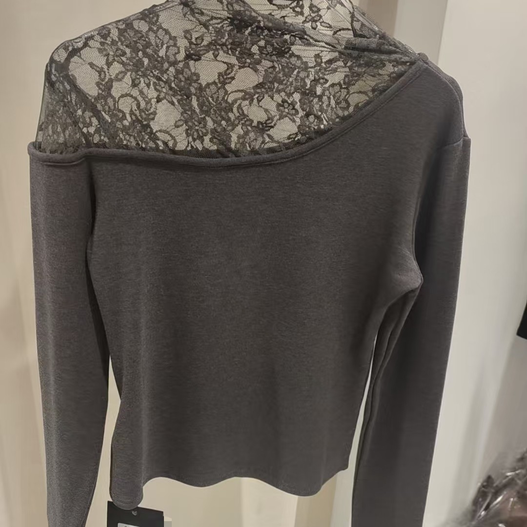 拼接蕾丝边加绒打底衫