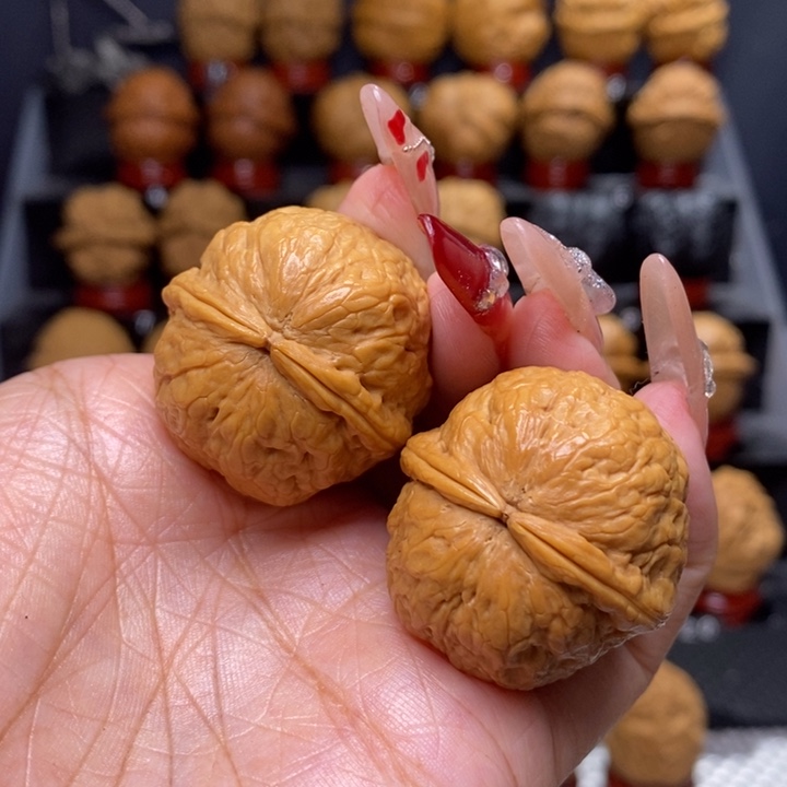 文玩核桃把件蛇皮球33号