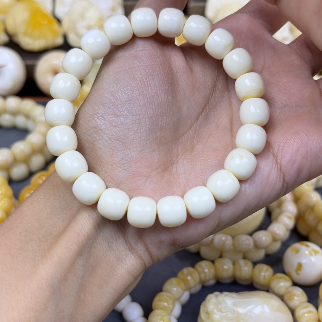 琥珀未镶嵌手串10+