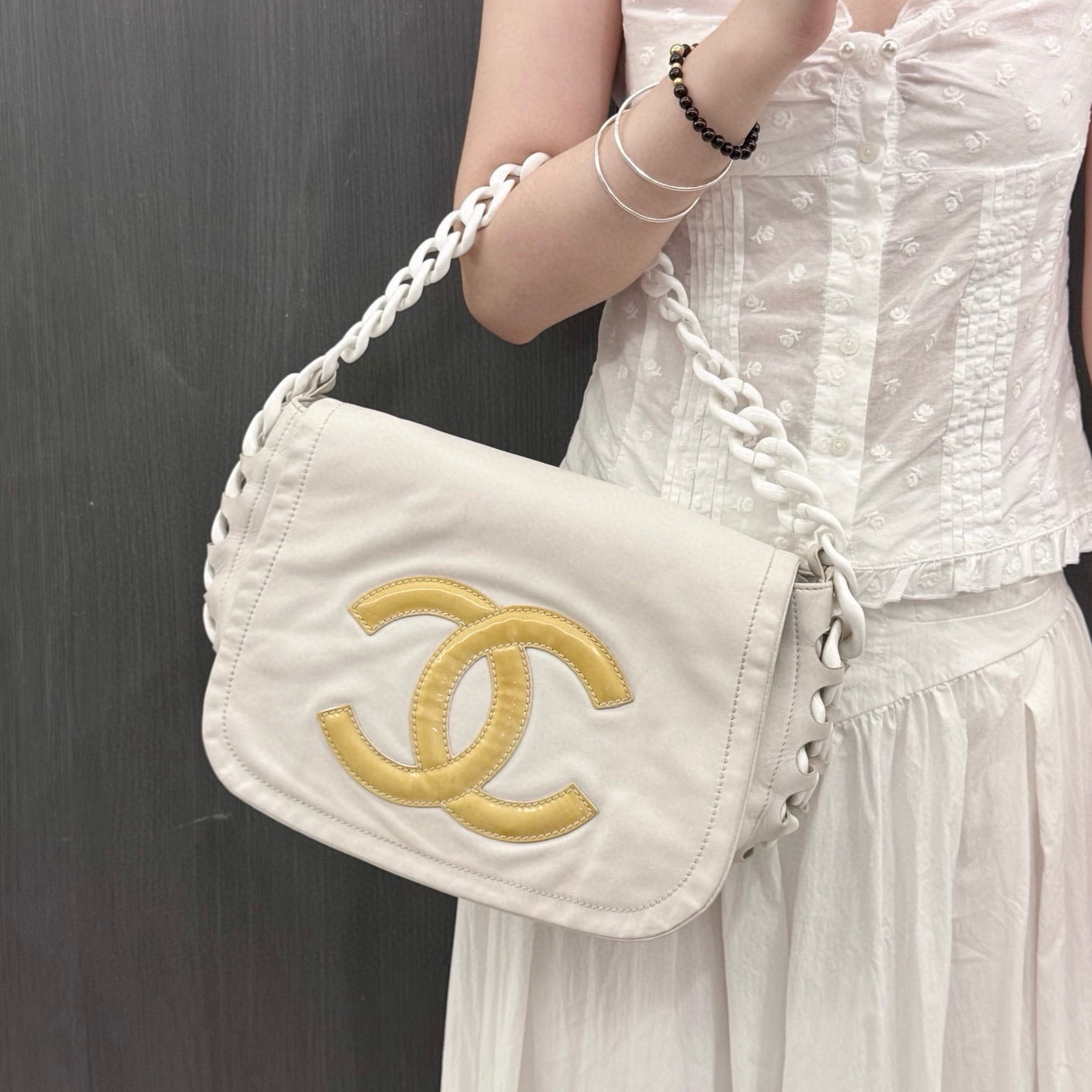 95新 Chanel/香奈儿 Chanel 白色滚边链条单肩包