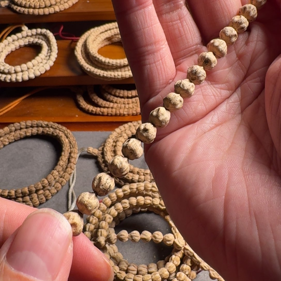 柏香籽/百香籽手串7毫米无修