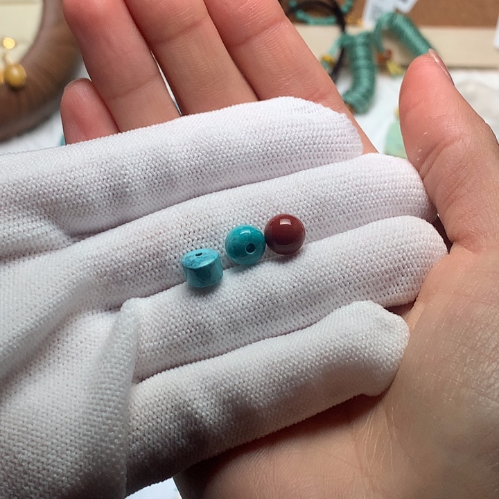 萌***@南红玛瑙未镶嵌珠宝奇石