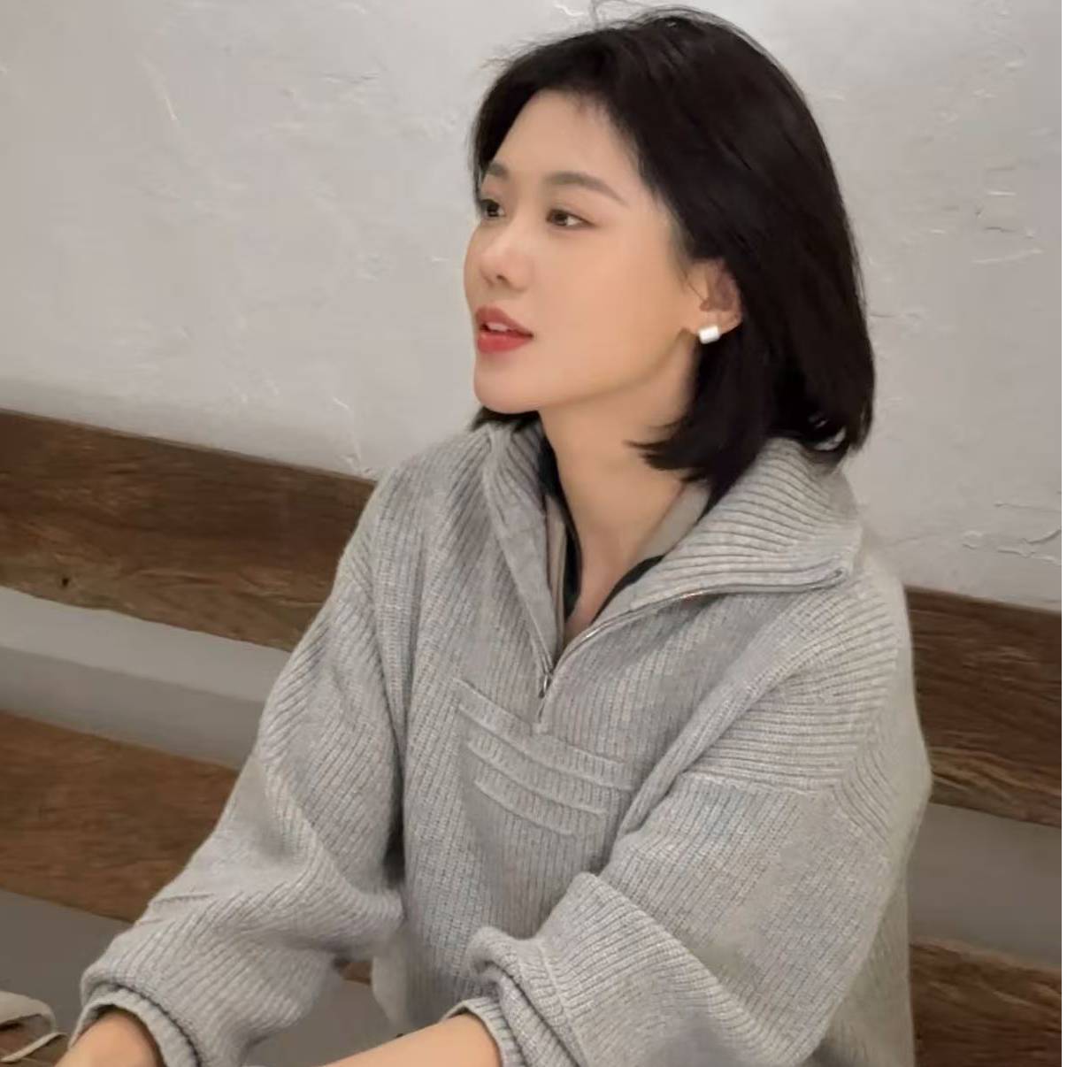 张妍LUNA 100绵羊毛老钱复古风翻领拉链通勤宽松百搭针织毛衣827