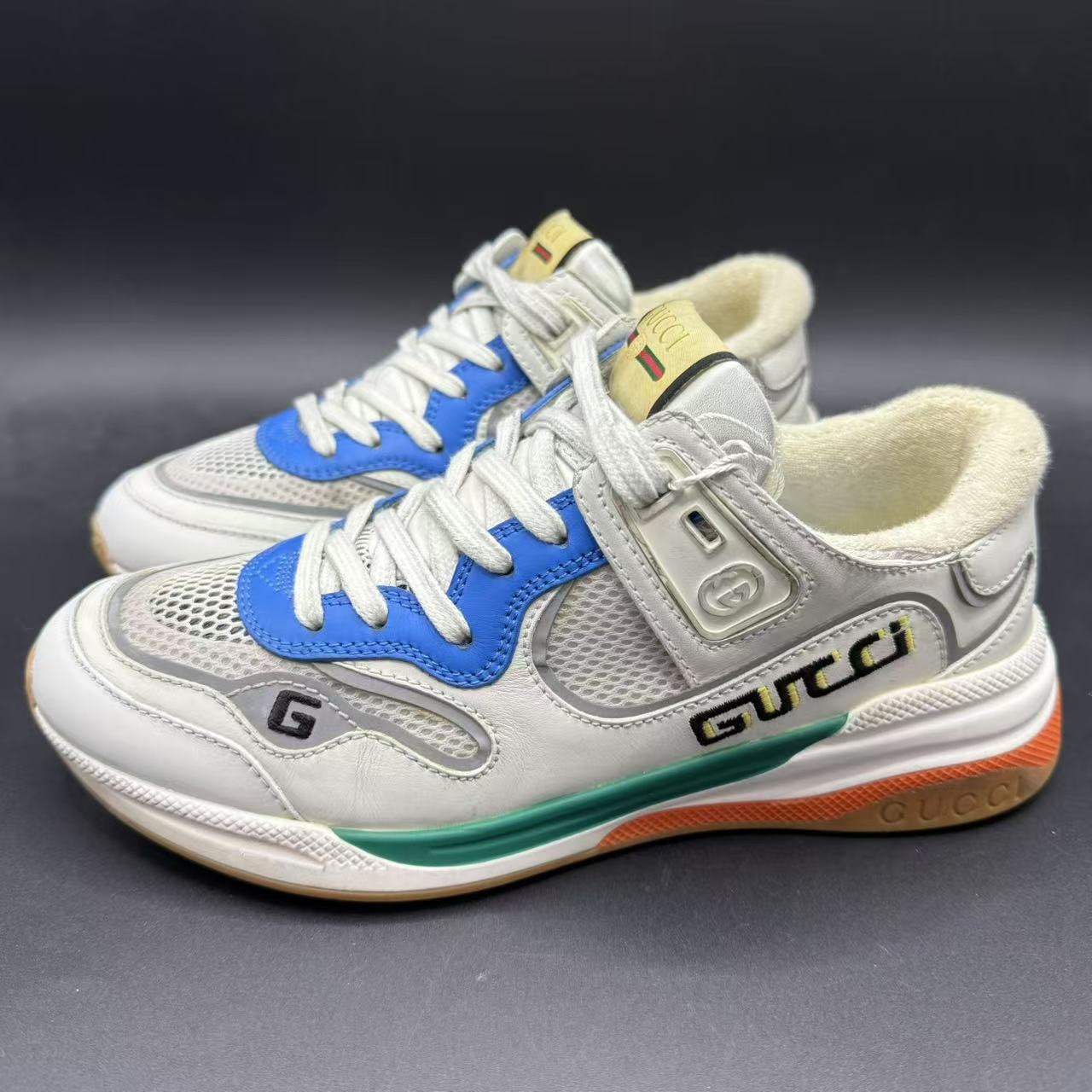 95新 GUCCI/古驰 【聚星折扣】男士蓝灰运动鞋41.5欧码y002g